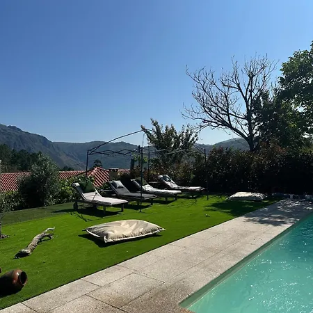 Casa Ermida Casa de Férias *