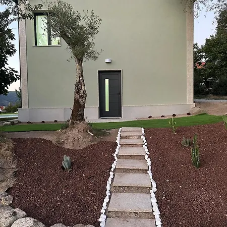 Casa Ermida * Pincaes