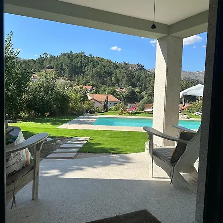 Holiday home Casa Ermida Pincaes