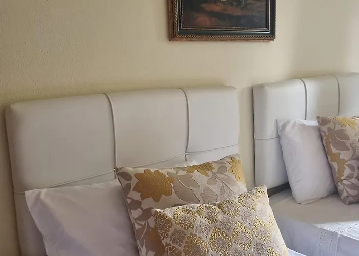 Casa Ermida * Pincaes